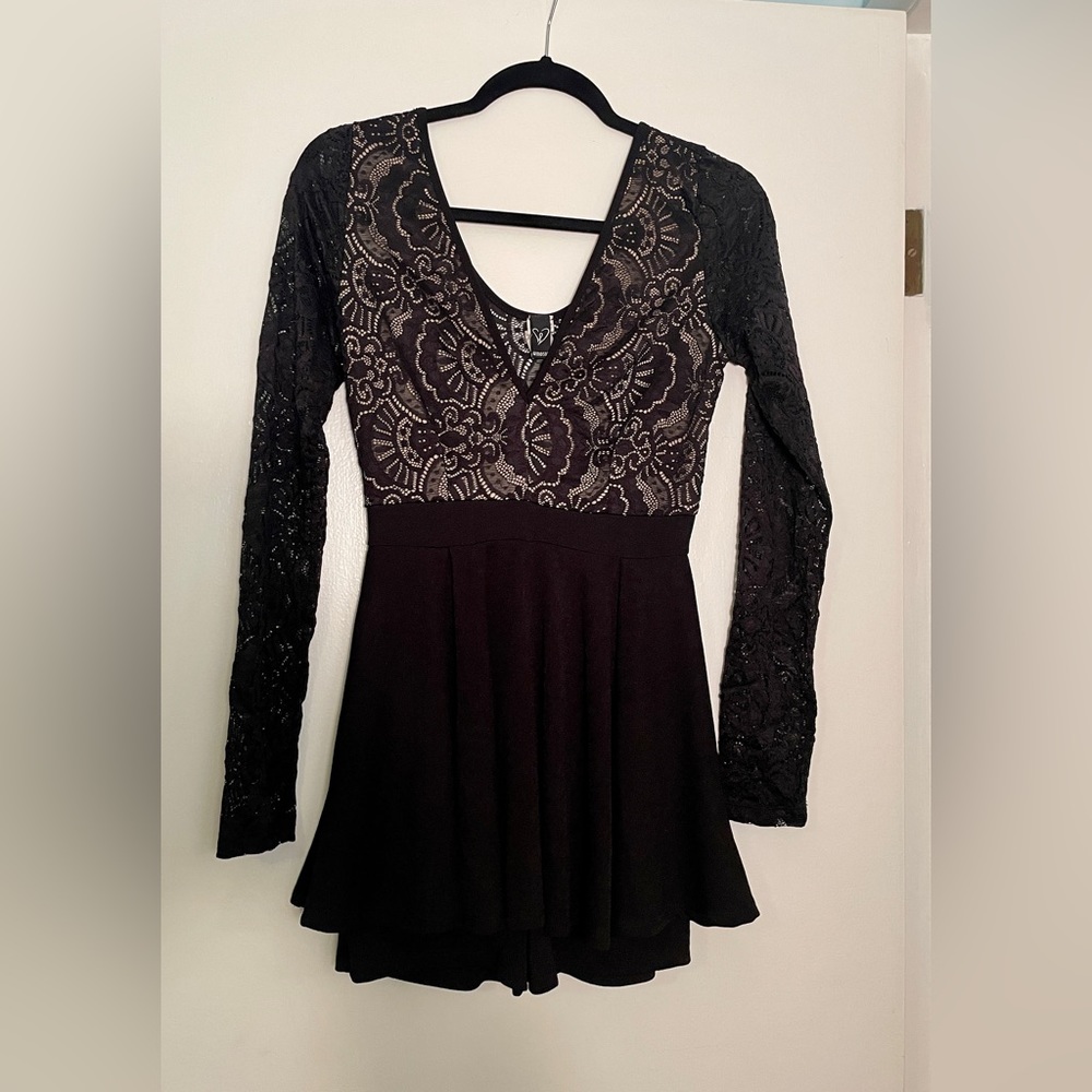 New black lace romper